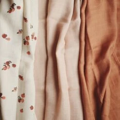 Muslin Squares - Set Of 3 - Peaches -Baby Products Store Avery Row Muslin Squares Set Of 3 Peaches Muslins 3