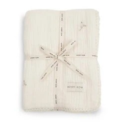 Embroidered Muslin Blanket - Wild Chamomile